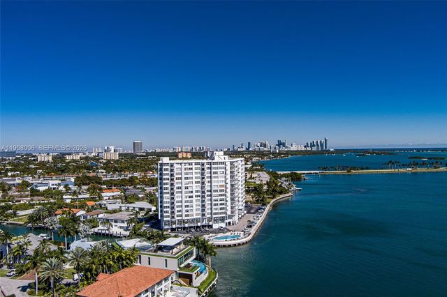 11930 N Bayshore Dr 606, North Miami, FL 33181