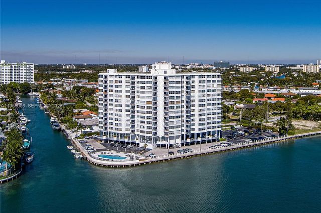 11930 N Bayshore Dr 606, North Miami, FL 33181