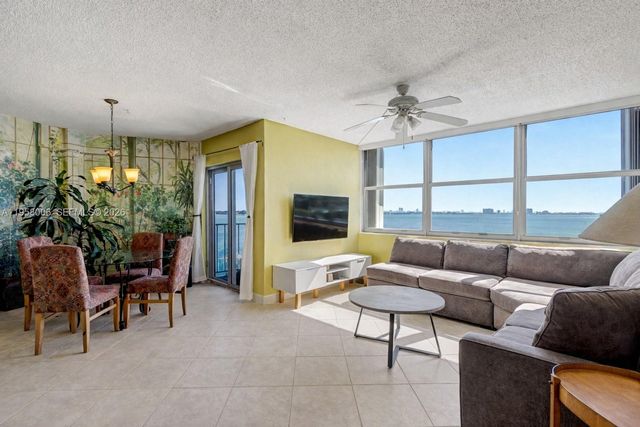 11930 N Bayshore Dr 606, North Miami, FL 33181