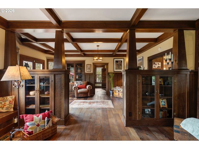 615 Nw TERRITORIAL Rd, Canby, OR 97013