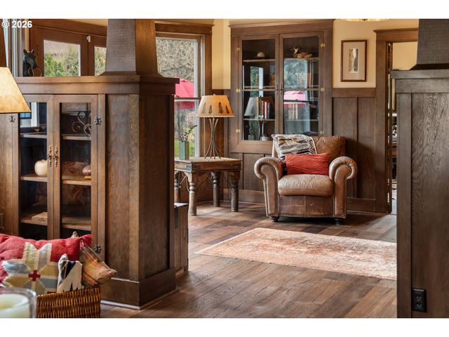 615 Nw TERRITORIAL Rd, Canby, OR 97013