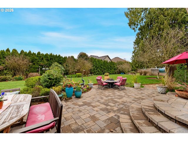 615 Nw TERRITORIAL Rd, Canby, OR 97013