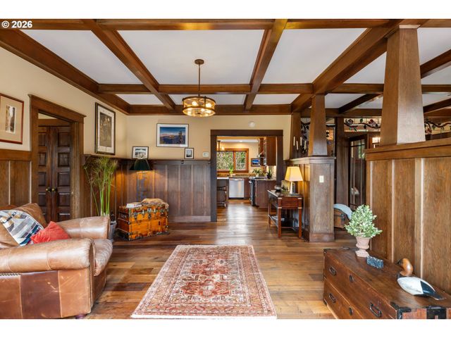 615 Nw TERRITORIAL Rd, Canby, OR 97013