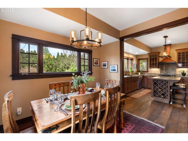 615 Nw TERRITORIAL Rd, Canby, OR 97013