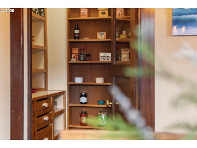 615 Nw TERRITORIAL Rd, Canby, OR 97013