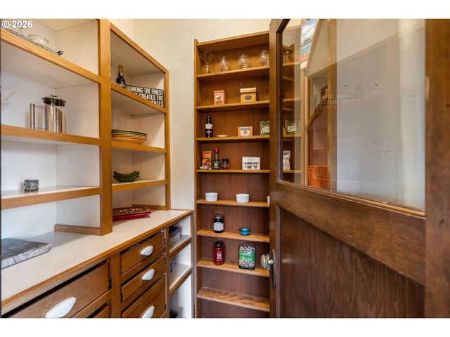 615 Nw TERRITORIAL Rd, Canby, OR 97013