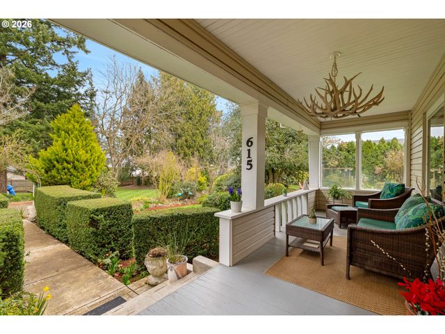 615 Nw TERRITORIAL Rd, Canby, OR 97013