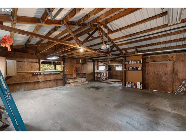 615 Nw TERRITORIAL Rd, Canby, OR 97013