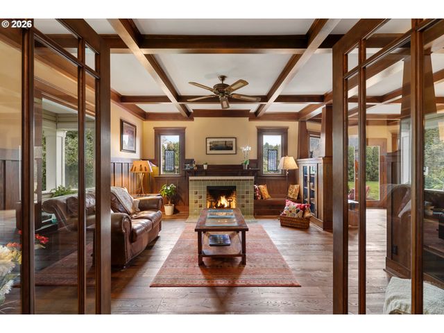 615 Nw TERRITORIAL Rd, Canby, OR 97013