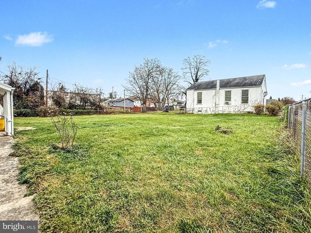 329 WHEATFIELD ST, York, PA 17403