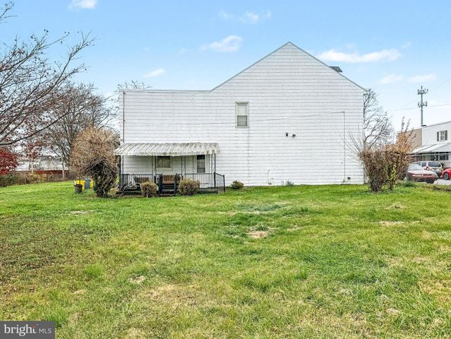 329 WHEATFIELD ST, York, PA 17403