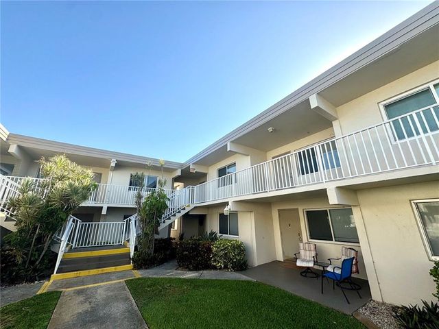 6700 1ST AVENUE S 212, South Pasadena, FL 33707
