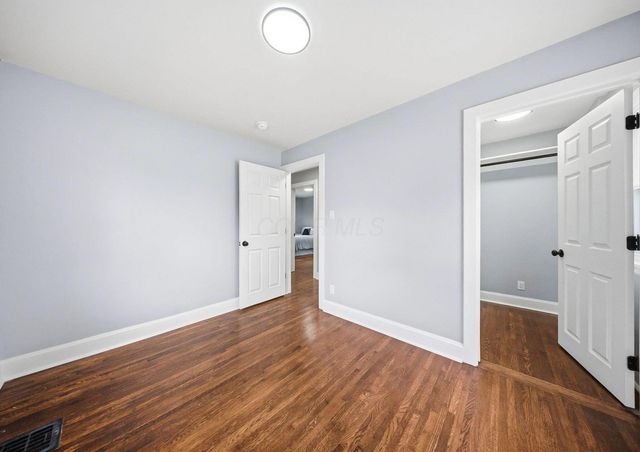 1370 S Champion Avenue, Columbus, OH 43206
