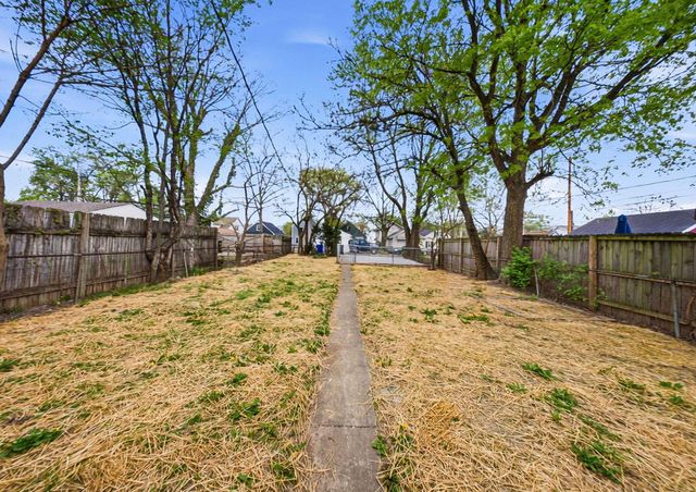 1370 S Champion Avenue, Columbus, OH 43206