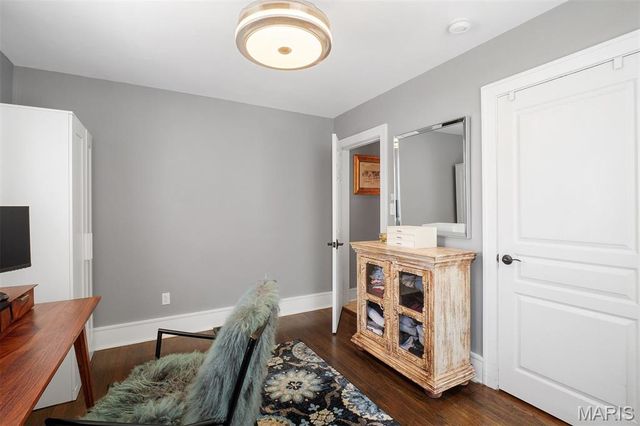 1016 Forest Avenue, Kirkwood, MO 63122