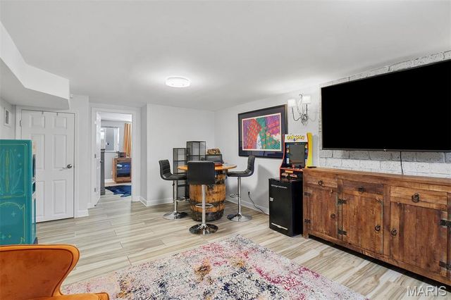 1016 Forest Avenue, Kirkwood, MO 63122