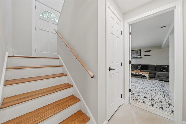 1 Rock Forest Drive, Hooksett, NH 03106