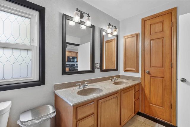 1104 11th Street, Brodhead, WI 53520