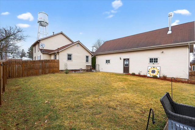 1104 11th Street, Brodhead, WI 53520