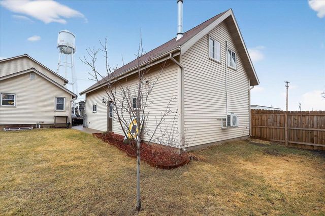 1104 11th Street, Brodhead, WI 53520