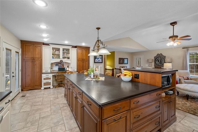 13176 Kimberlyn Hills Lane, Rogers, AR 72756