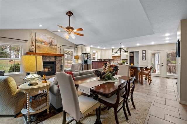 13176 Kimberlyn Hills Lane, Rogers, AR 72756