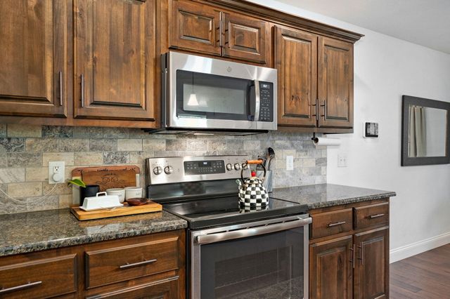 833 E Grouse Road, Nixa, MO 65714
