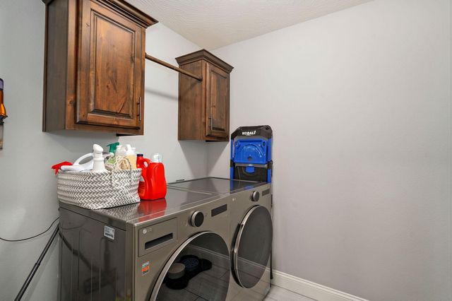 833 E Grouse Road, Nixa, MO 65714