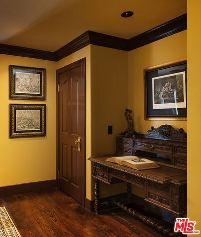 960 N Doheny Drive 306, West Hollywood, CA 90069