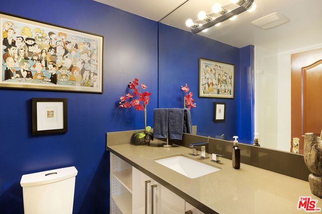 960 N Doheny Drive 306, West Hollywood, CA 90069