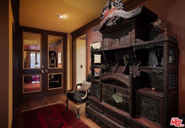 960 N Doheny Drive 306, West Hollywood, CA 90069