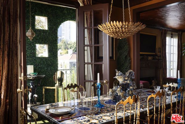 960 N Doheny Drive 306, West Hollywood, CA 90069