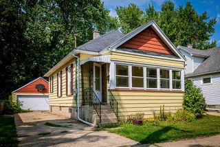 914 69th STREET, Kenosha, WI 53143