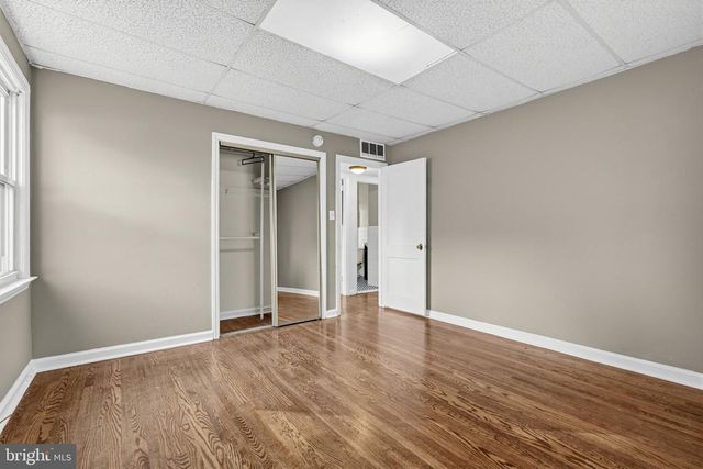 516 W MAIN ST, Maple Shade, NJ 08052
