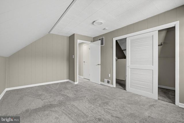 516 W MAIN ST, Maple Shade, NJ 08052