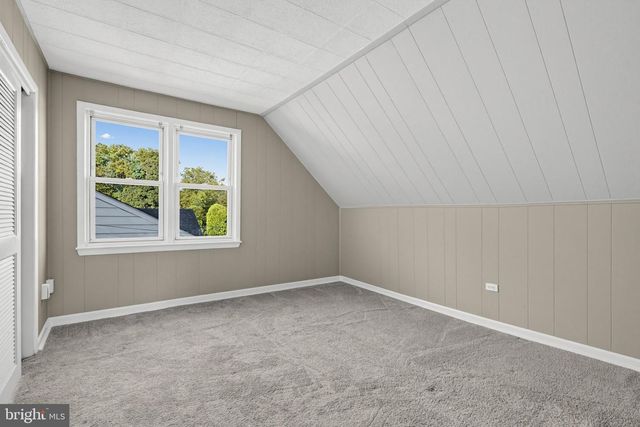 516 W MAIN ST, Maple Shade, NJ 08052