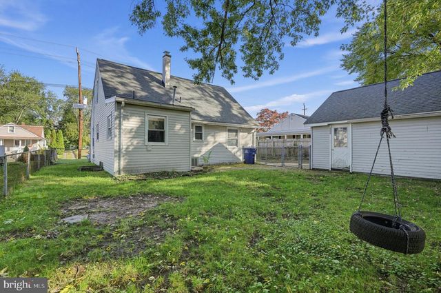516 W MAIN ST, Maple Shade, NJ 08052