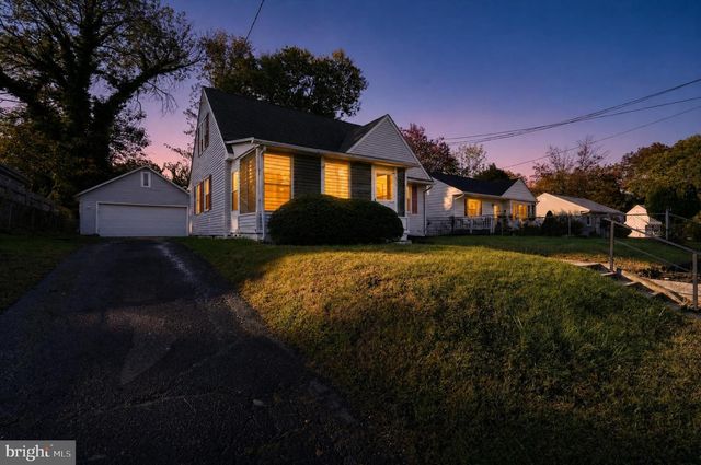 516 W MAIN ST, Maple Shade, NJ 08052