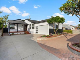 5216 Mesmer, Los Angeles, CA 90230