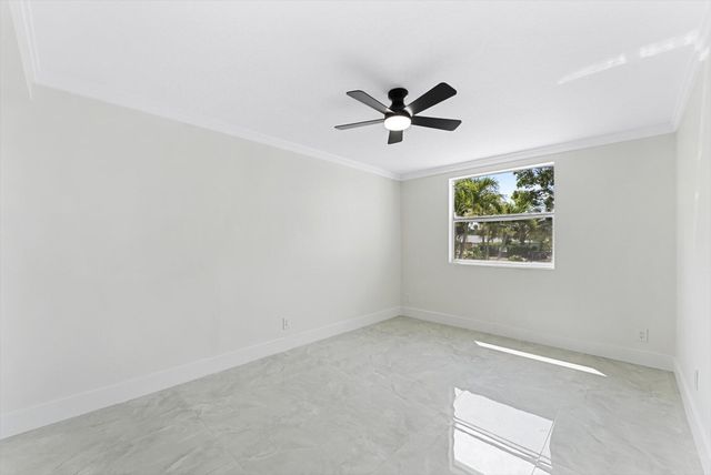 431 Ficus Tree Drive, Lantana, FL 33462