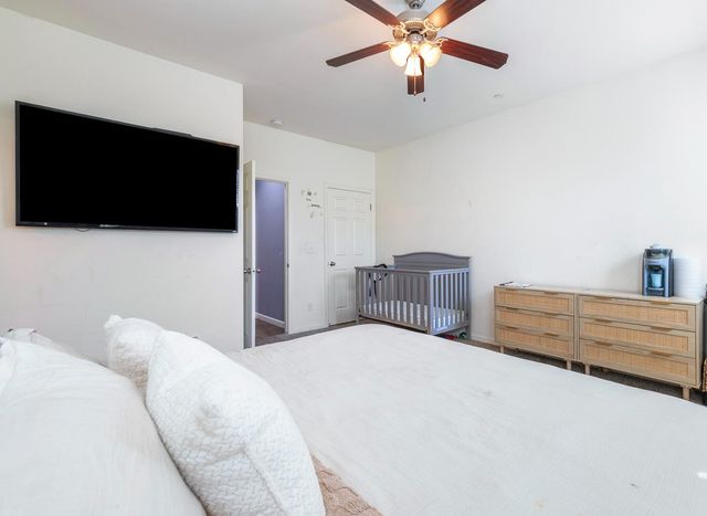 8611 Gardenia Avenue, Parlier, CA 93648