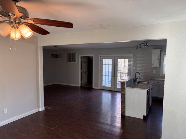 9216 W 6th Street, Little Rock, AR 72205