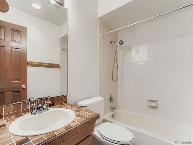 677 Sky Trail Rd, Boulder, CO 80302