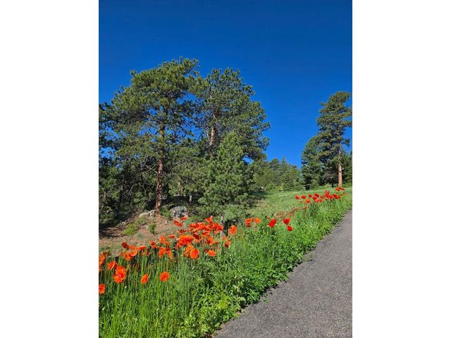 677 Sky Trail Rd, Boulder, CO 80302