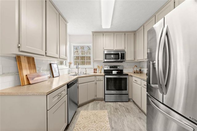 5579 Elderberry Lane, Flowery Branch, GA 30542