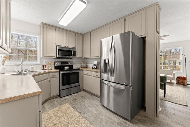 5579 Elderberry Lane, Flowery Branch, GA 30542