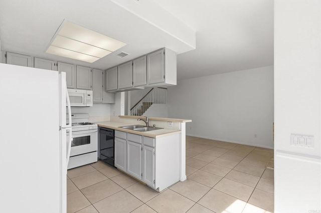 414 W San Marcos Boulevard 130, San Marcos, CA 92069