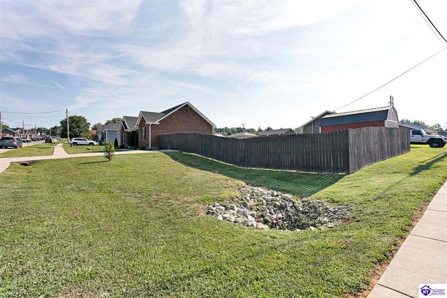 124 Kentucky Avenue, Bardstown, KY 40004