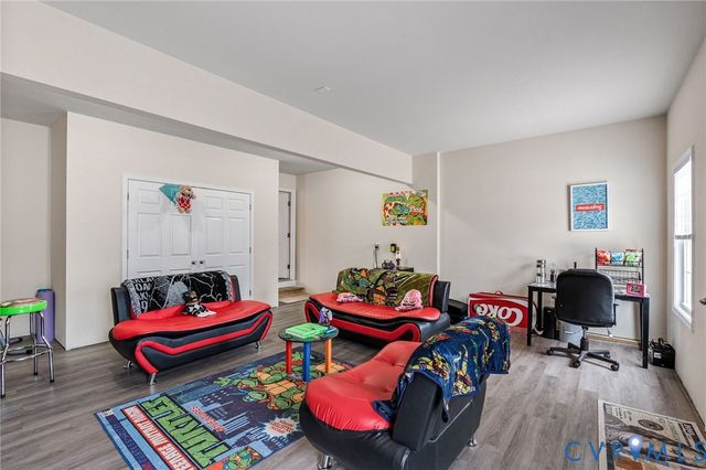 7541 Rolling Hill Rd, Hopewell, VA 23860