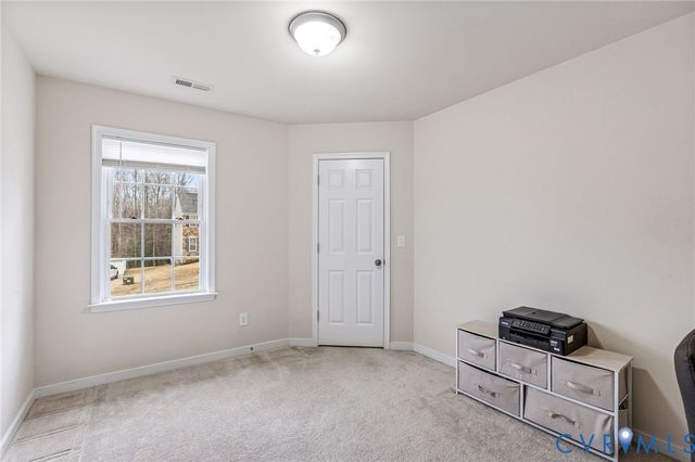 7541 Rolling Hill Rd, Hopewell, VA 23860